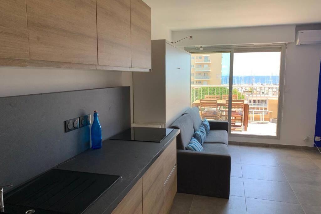 L'Effet Mer, Duplex Sur Le Port Avec Ses 2 Terrasses Vue Mer Hyères Exteriér fotografie